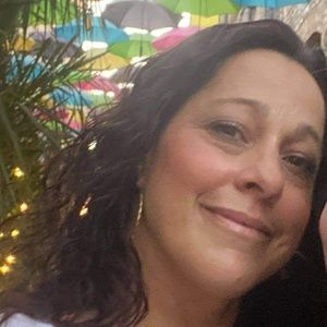 COPY - Meet your Posher, Elaine